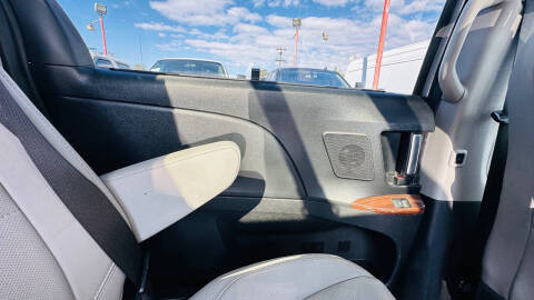 2015 Toyota Sienna Limited 7-Passenger