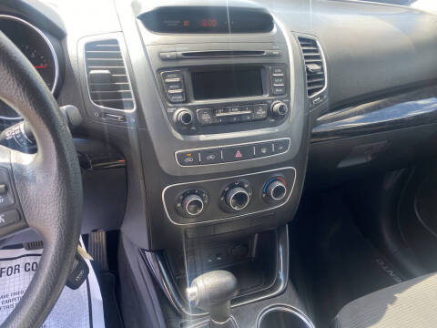2015 Kia Sorento LX