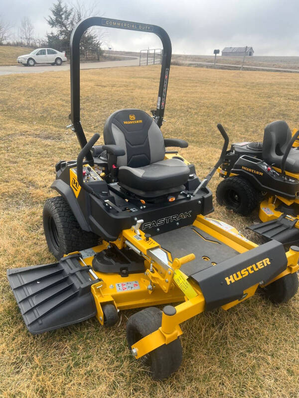 2025 Hustler FasTrak