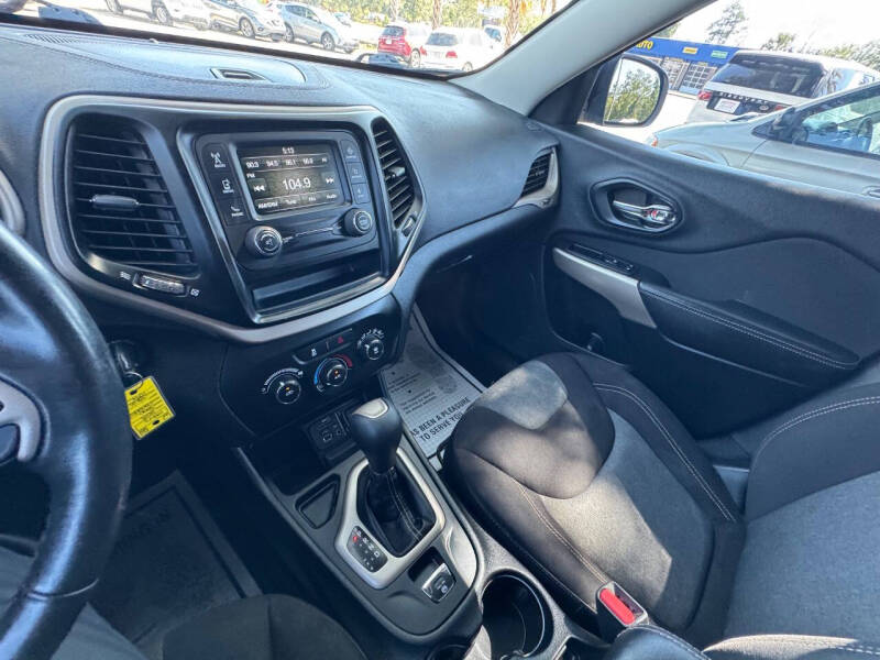 2018 Jeep Cherokee Latitude