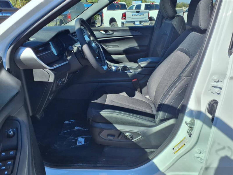 2025 Jeep Grand Cherokee L Laredo X