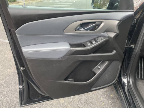 2020 Chevrolet Traverse LT Cloth