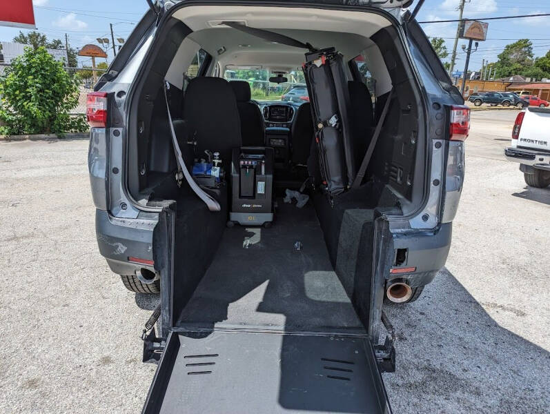2020 Chevrolet Traverse LS