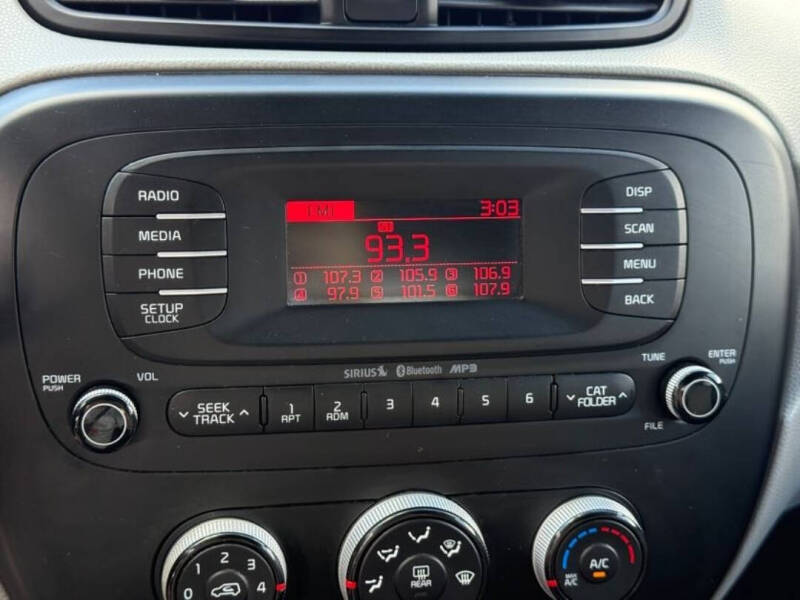 2015 Kia Soul +