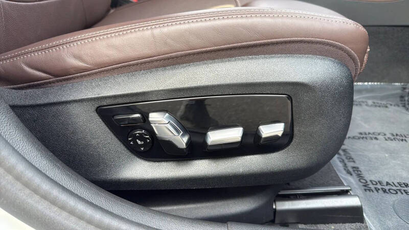 2022 BMW 5 Series 530e xDrive