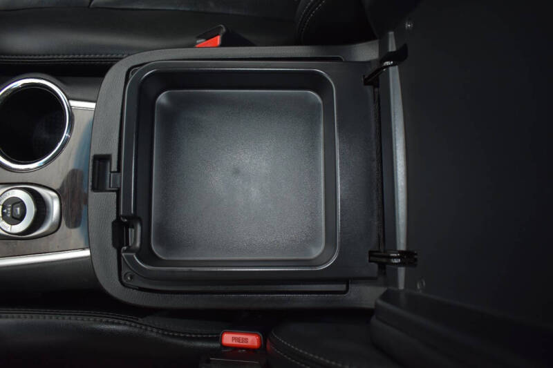 2016 Nissan Pathfinder SL