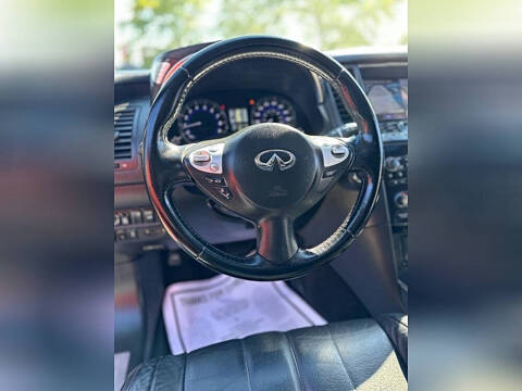 2012 Infiniti FX35