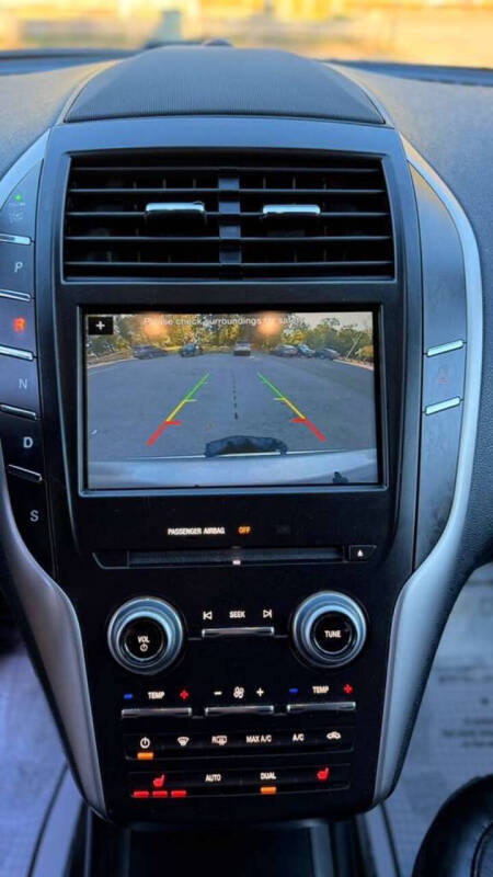 2016 Lincoln MKC Select