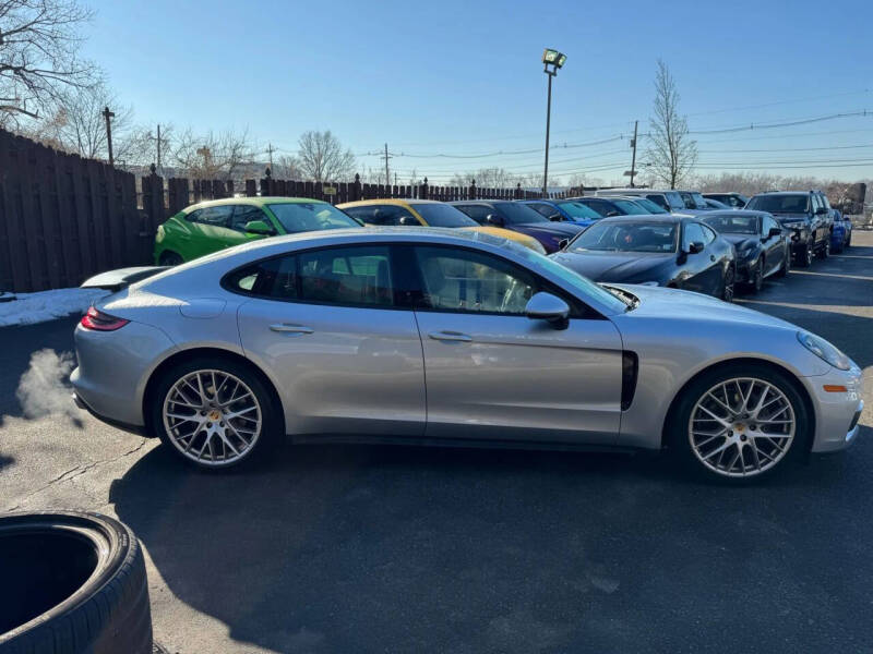 2018 Porsche Panamera
