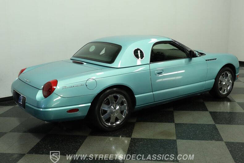 2002 Ford Thunderbird Deluxe