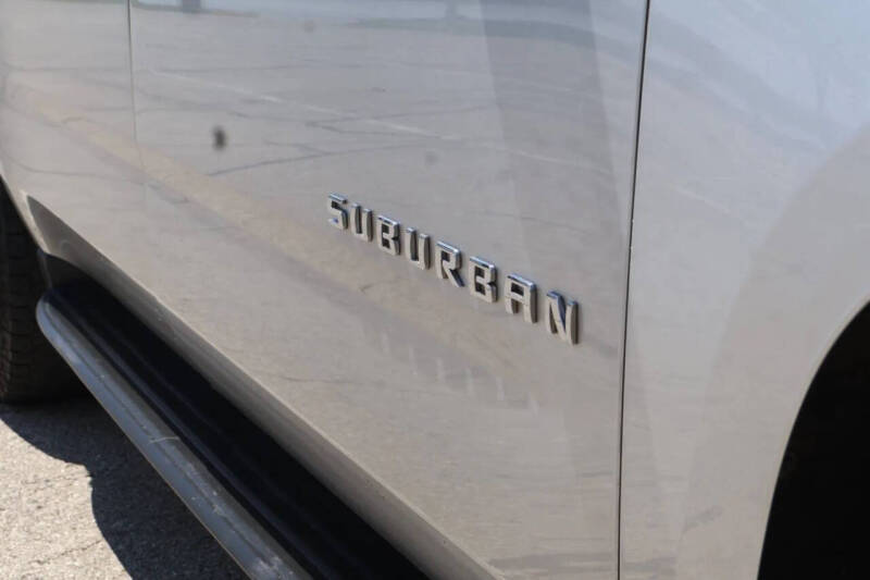 2017 Chevrolet Suburban LT