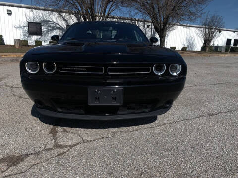 2022 Dodge Challenger SXT