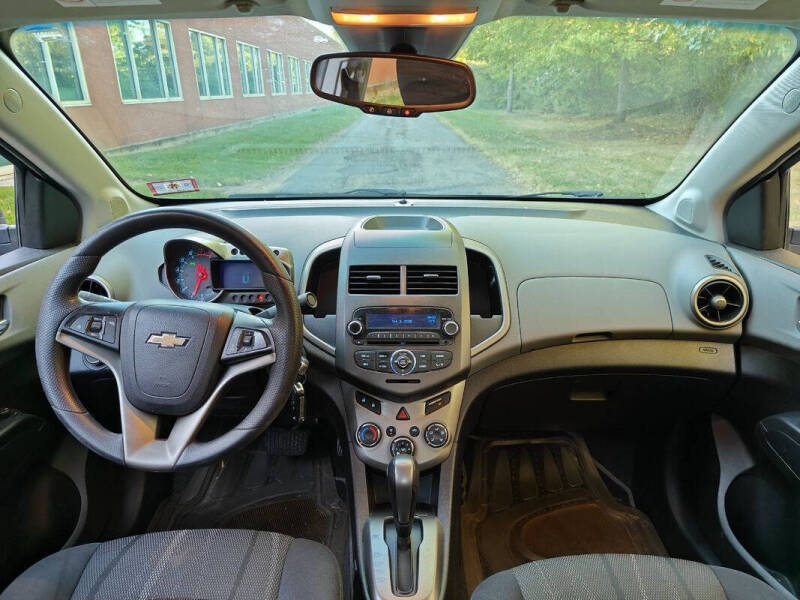 2012 Chevrolet Sonic LT