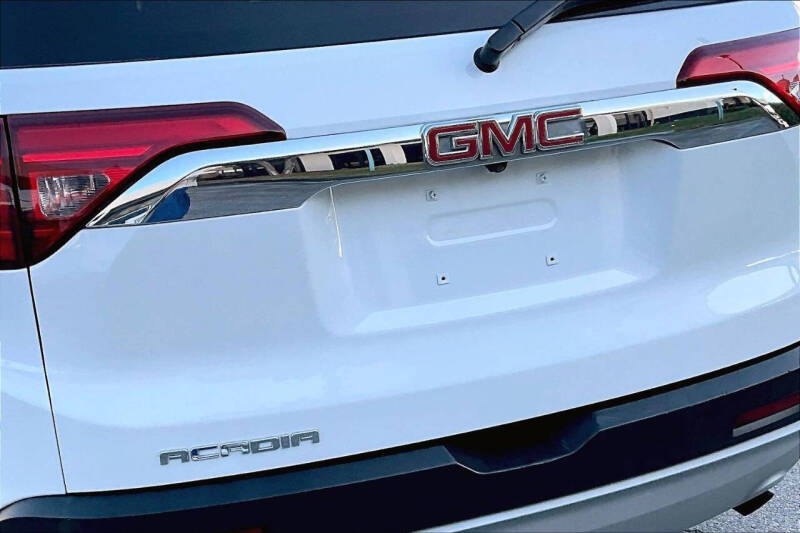 2017 GMC Acadia SLE-1