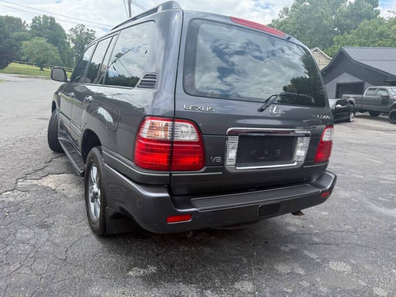2003 Lexus LX 470