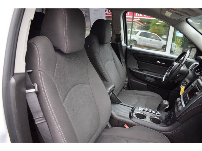 2016 GMC Acadia SLE-2