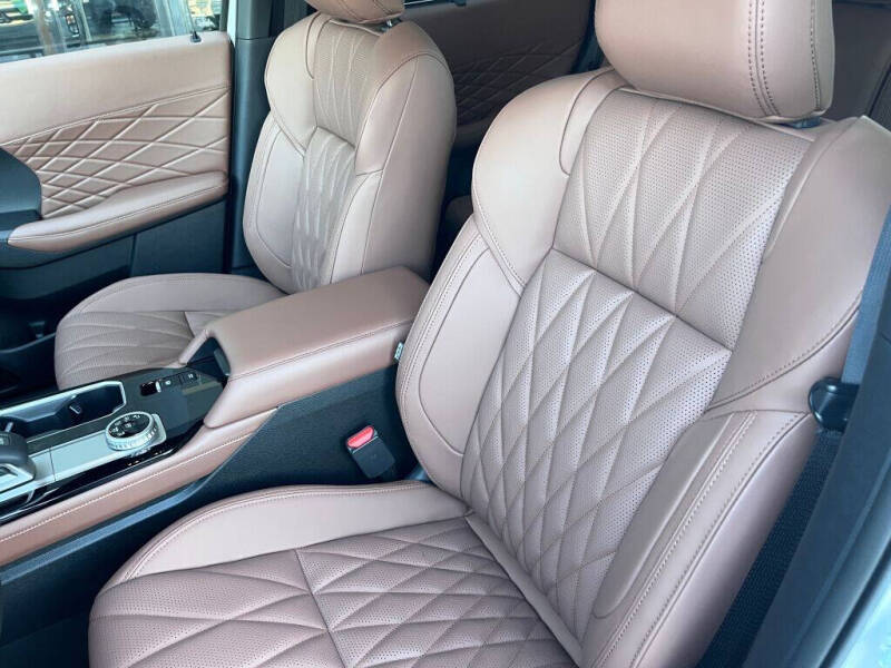 2026 Mitsubishi Outlander SEL