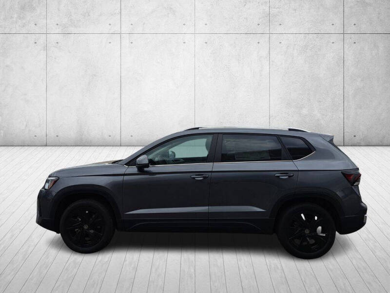 2026 Volkswagen Taos SE