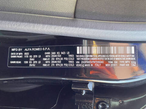 2022 Alfa Romeo Stelvio Quadrifoglio