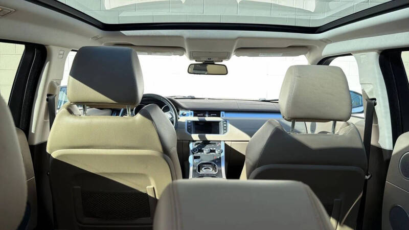 2014 Land Rover Range Rover Evoque Pure Premium