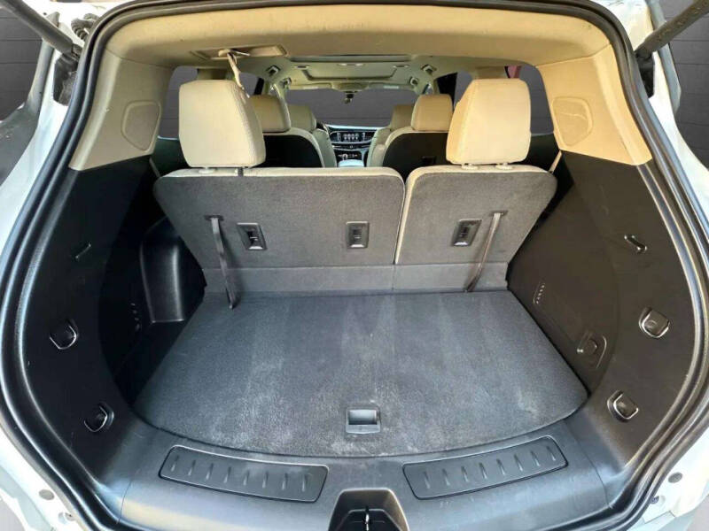 2020 Buick Enclave Essence