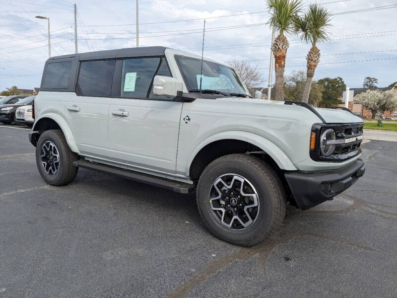 2024 Ford Bronco Outer Banks