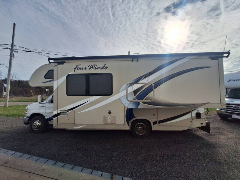 2018 Thor Motor Coach Four Winds 24F