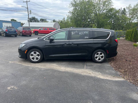 2017 Chrysler Pacifica LX