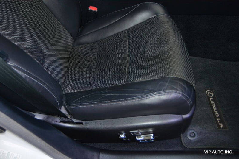 2015 Lexus LS 460