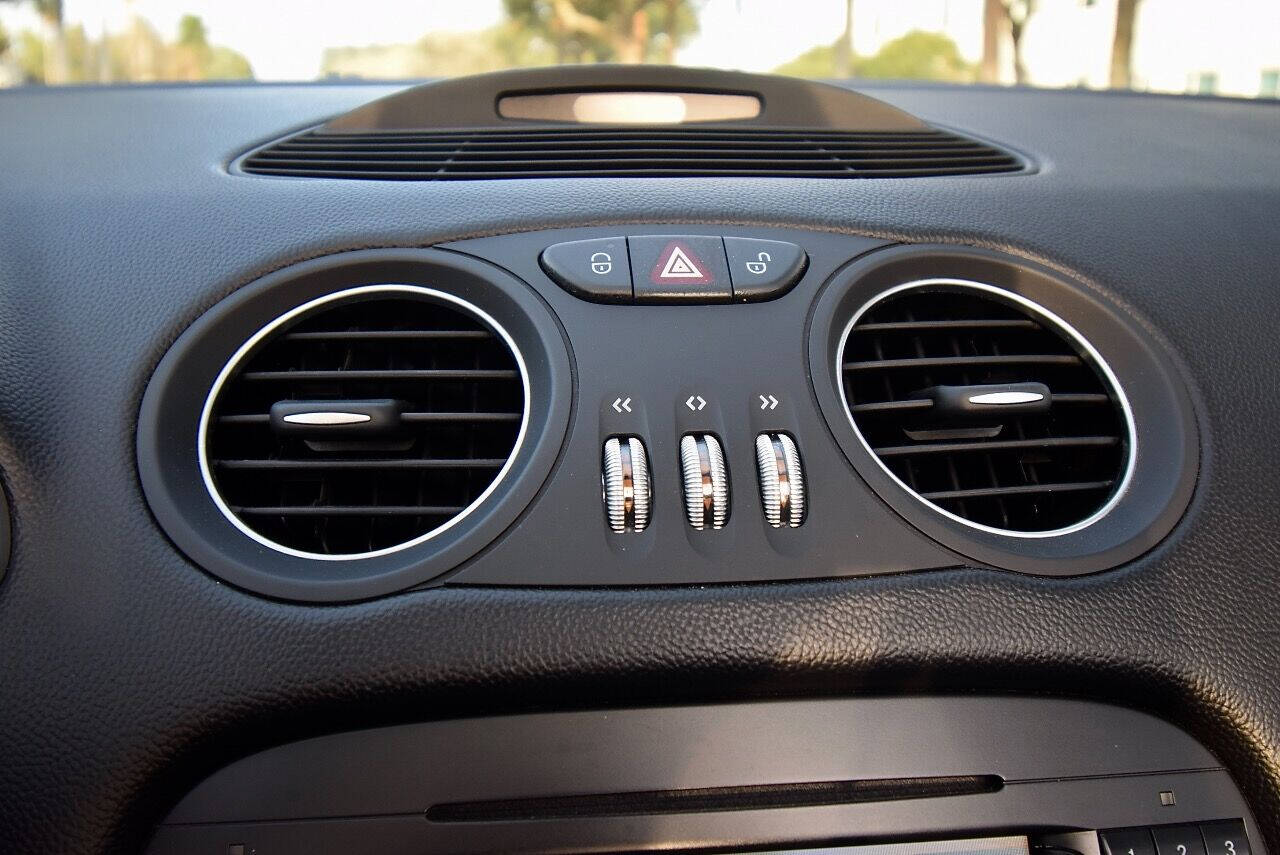 2005 Mercedes-Benz SL-Class 61