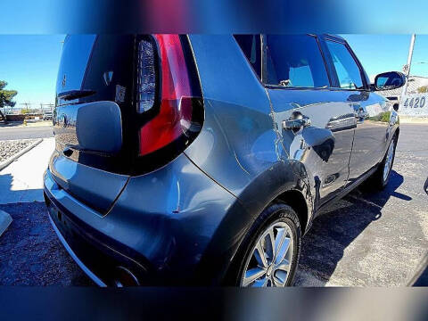 2019 Kia Soul +