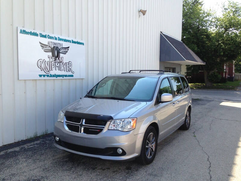 2017 Dodge Grand Caravan for sale at Team Knipmeyer in Beardstown IL