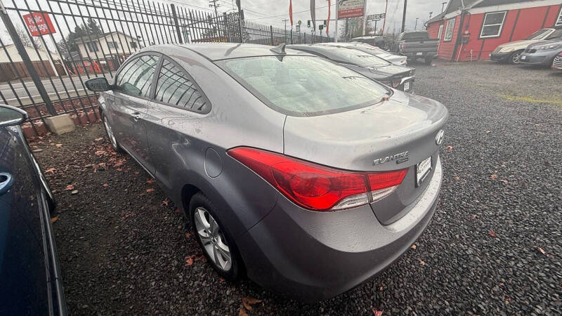2013 Hyundai Elantra Coupe GS