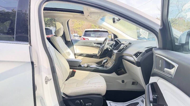 2017 Ford Edge Titanium