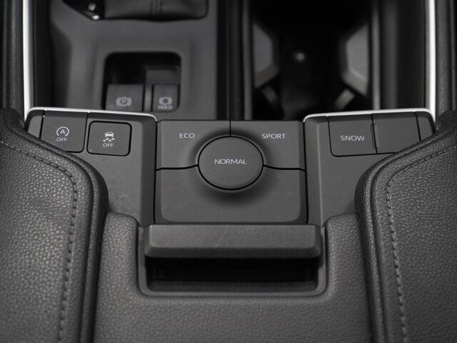 2025 Toyota Grand Highlander LE