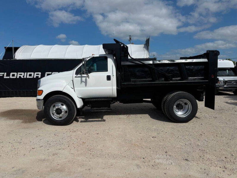 2005 Ford F-750 Super Duty