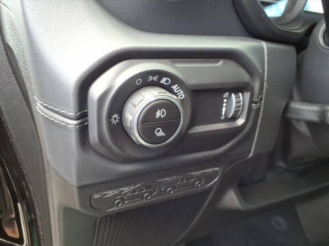 2025 Jeep Gladiator High Tide