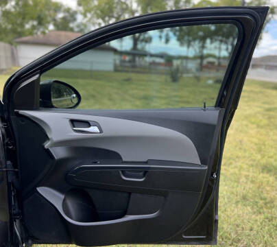 2015 Chevrolet Sonic LT Auto