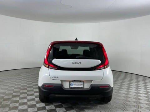 2022 Kia Soul LX