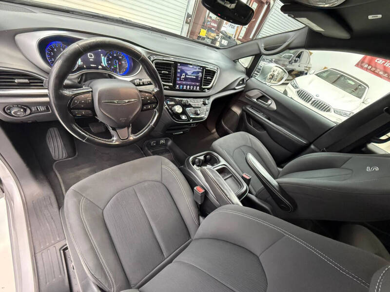 2019 Chrysler Pacifica Touring Plus