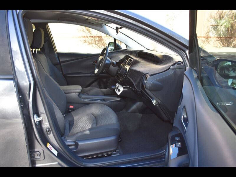 2017 Toyota Prius Two