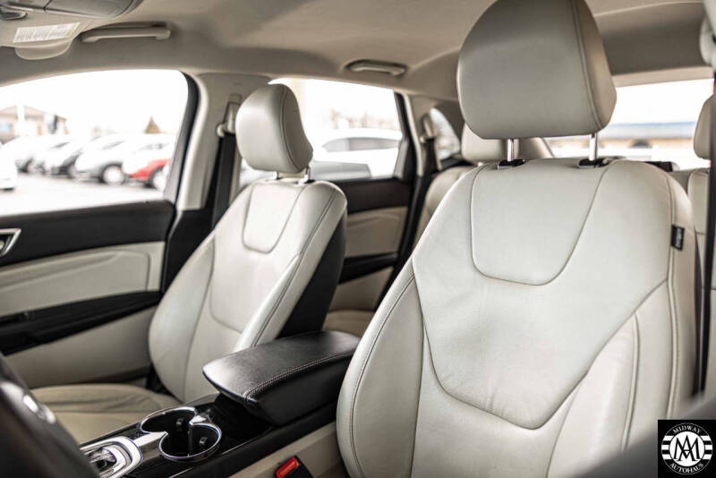 2016 Ford Edge Titanium