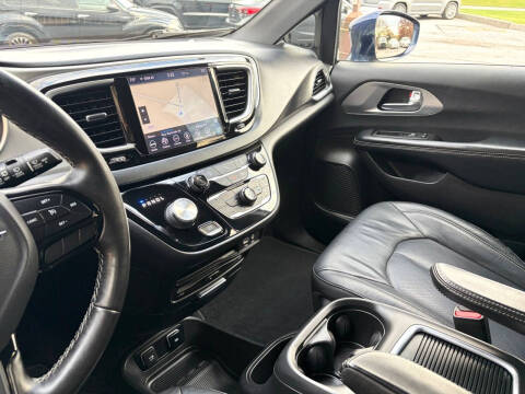 2019 Chrysler Pacifica Touring L Plus