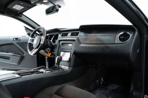 2014 Ford Mustang V6