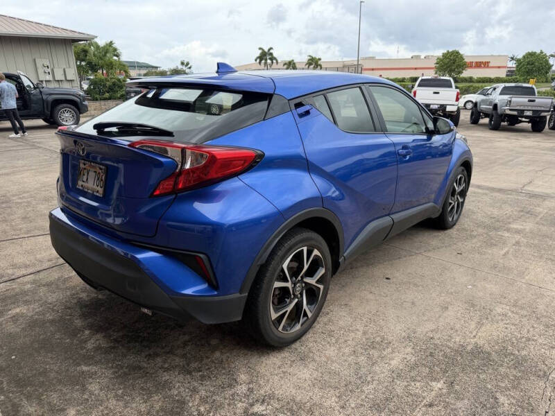 2022 Toyota C-HR XLE