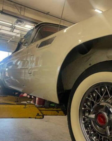 1956 Ford Thunderbird