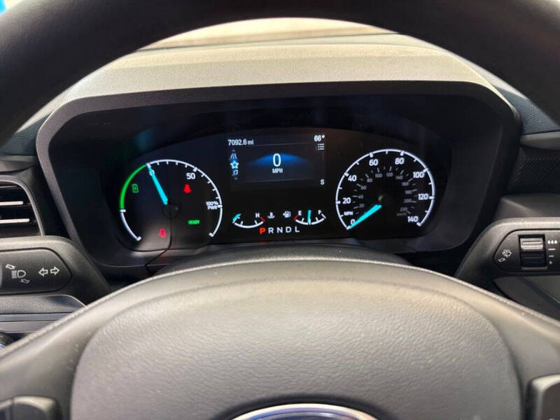 2024 Ford Maverick XL