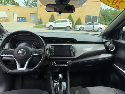 2020 Nissan Kicks SV