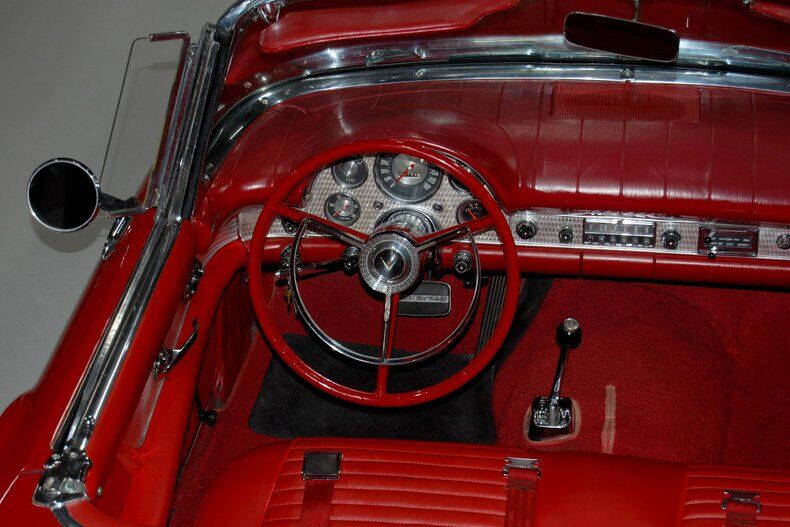 1957 Ford Thunderbird