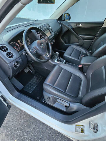 2013 Volkswagen Tiguan SE